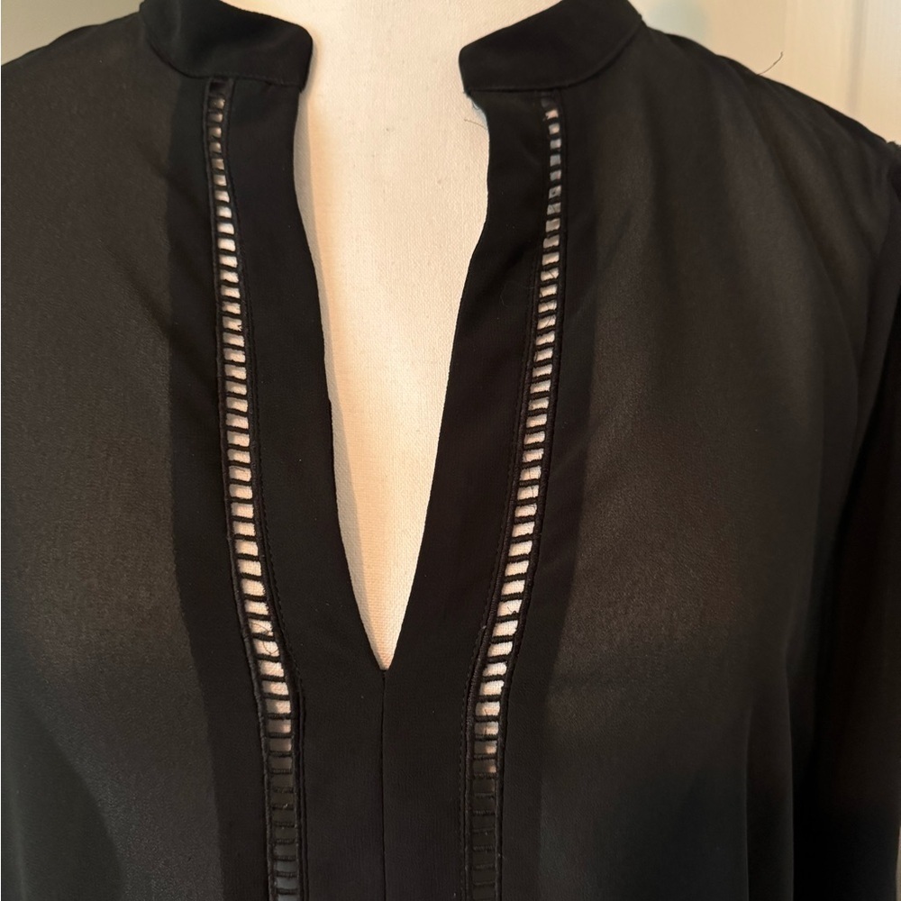 Michael Kors Black Vneck‎ pullover Tunic Sheer Blouse Eyelet Office Workwear M - Picture 8 of 14